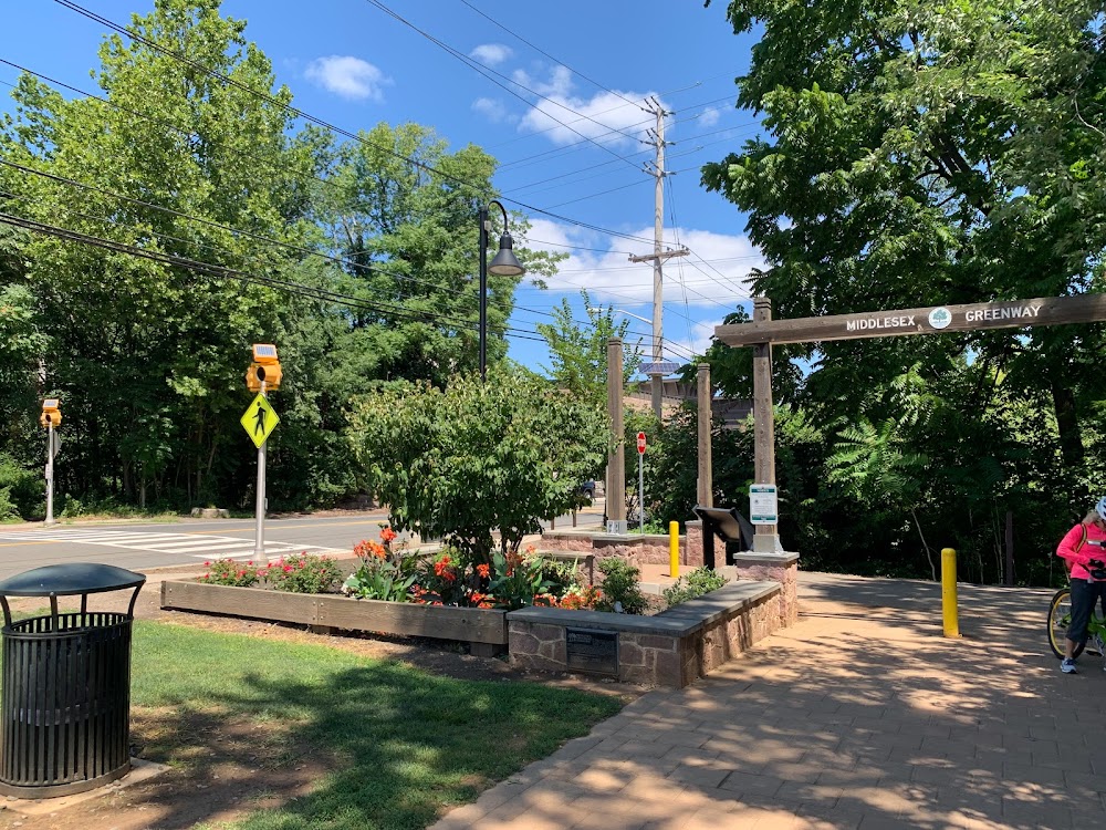 Metuchen, NJ Travel Guide